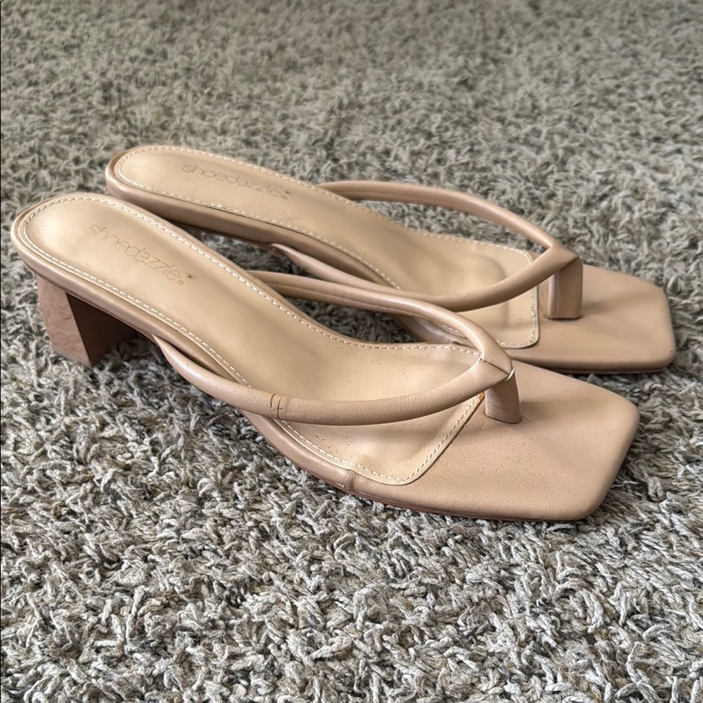 Open toe square heel